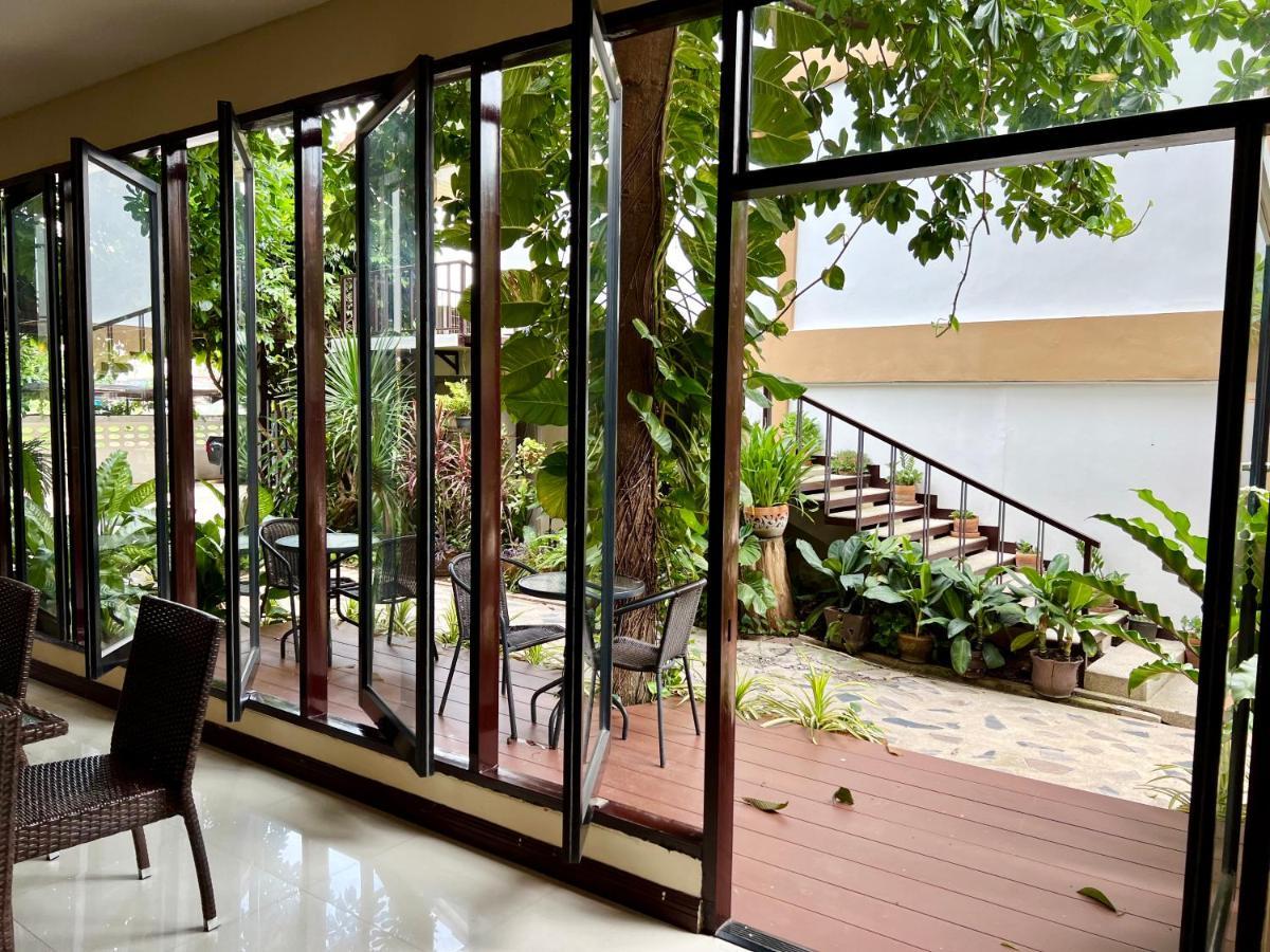 Hotel La Villa Khonken Kültér fotó